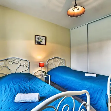 Les Bardieres By Interhome Vakantiehuis Dolus d'Oléron